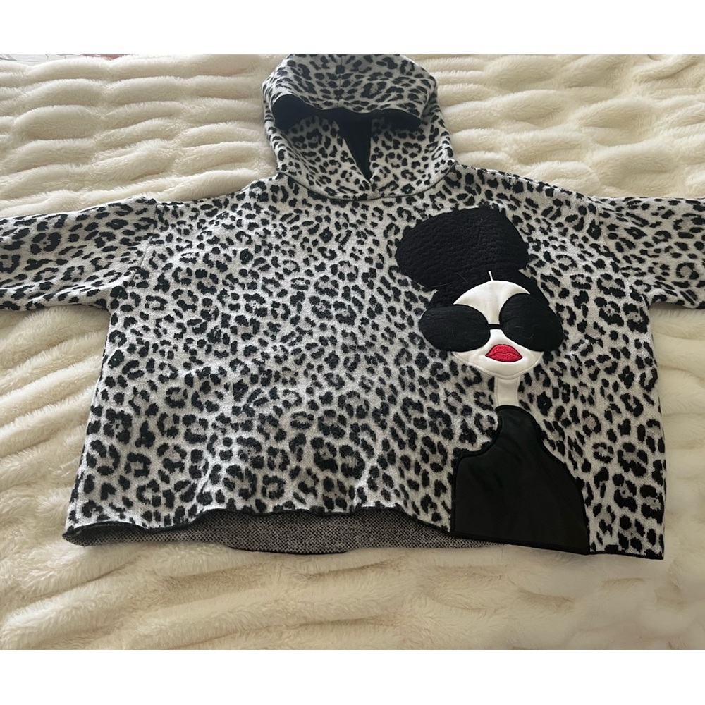 Alice and Olivia Cropped Sweatshirt